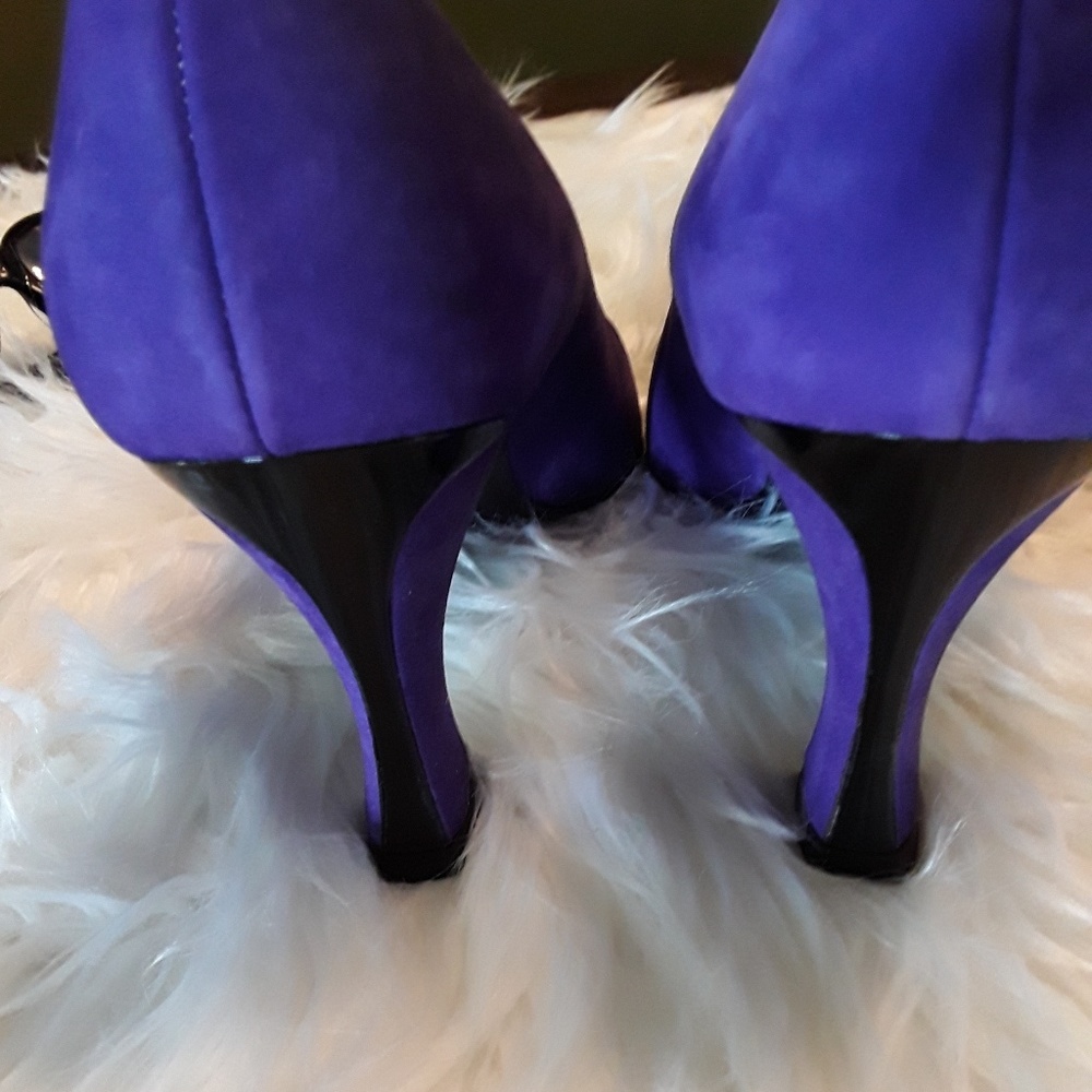 St John Purple Suede Pumps with Black Toe - Picture 4 of 6